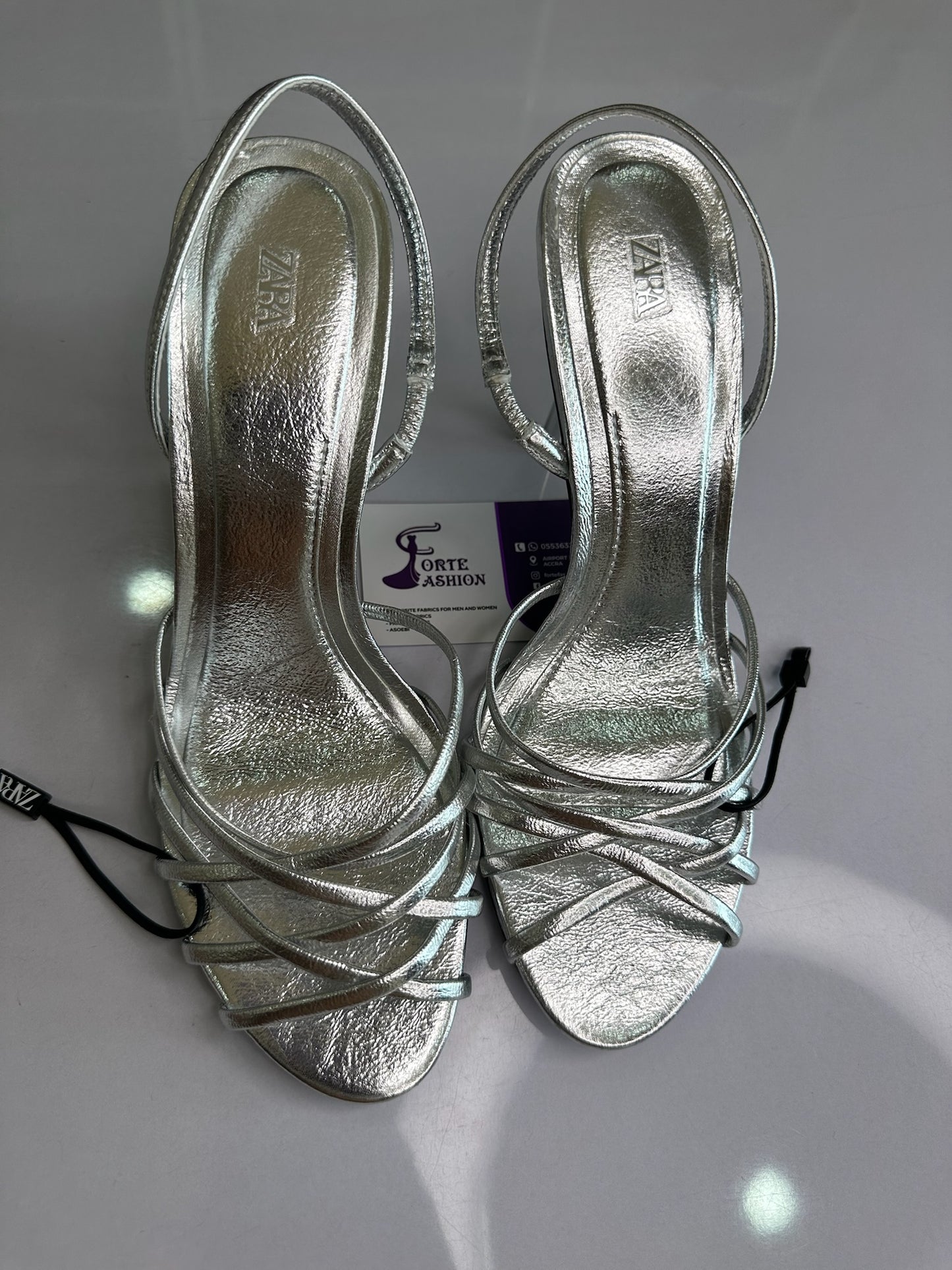 METALLIC SILVER HIGH-HEEL SANDALS