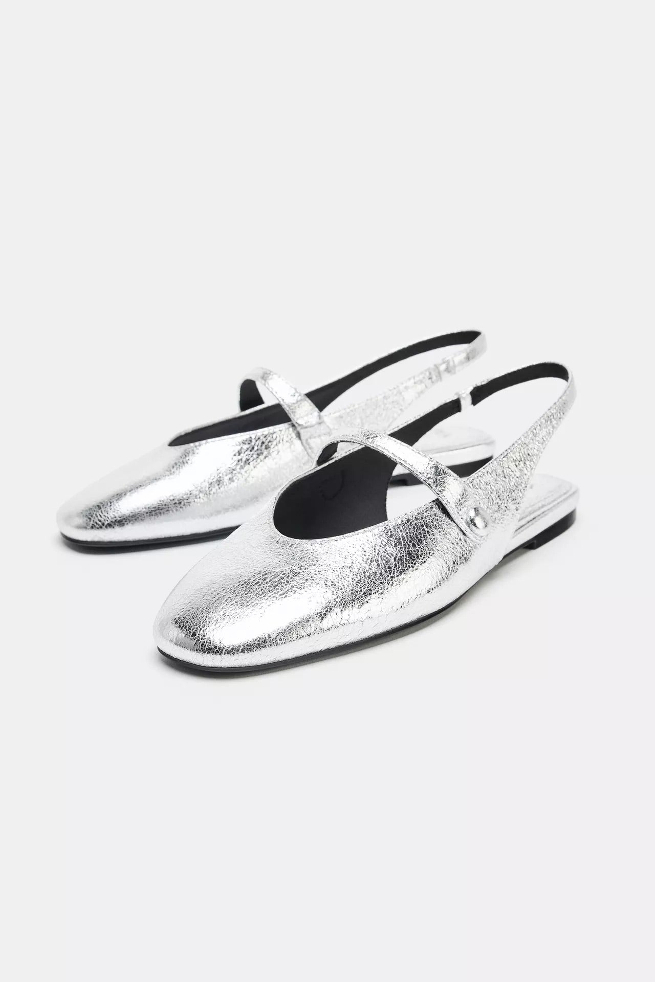 METALLIC SILVER BALLERINAS