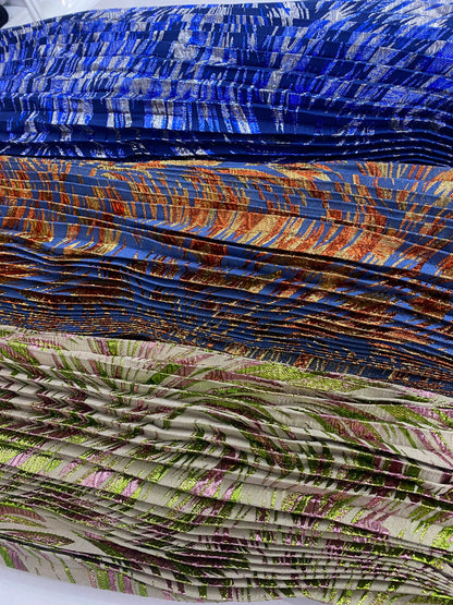 Pleated And Plain Brocade