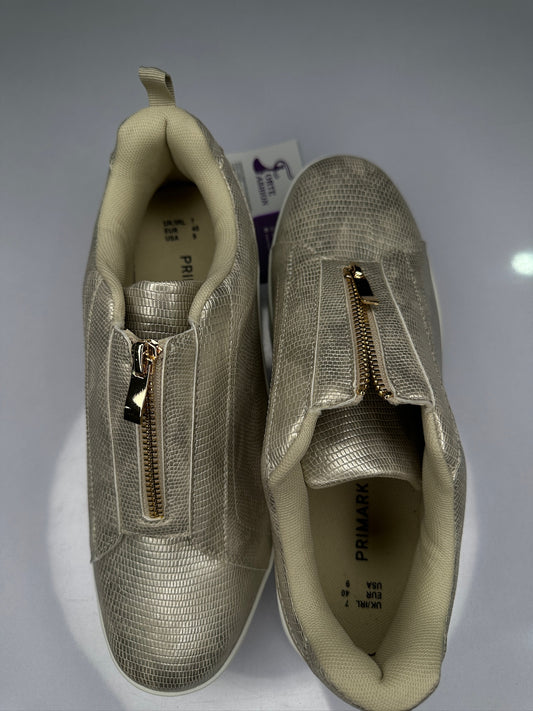 Chunky Flatform Zip Detail Trainers